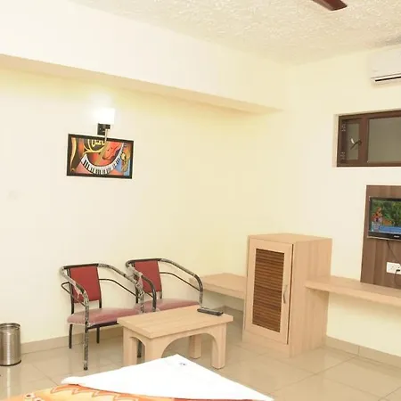 Hotel Shoven Dāvangere Room photo