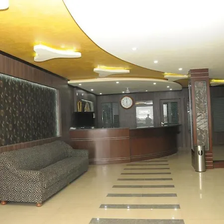 Hotel Shoven Dāvangere Room photo