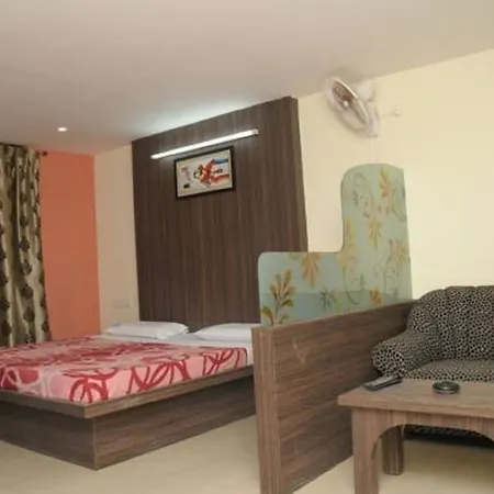 Hotel Shoven Dāvangere Room photo